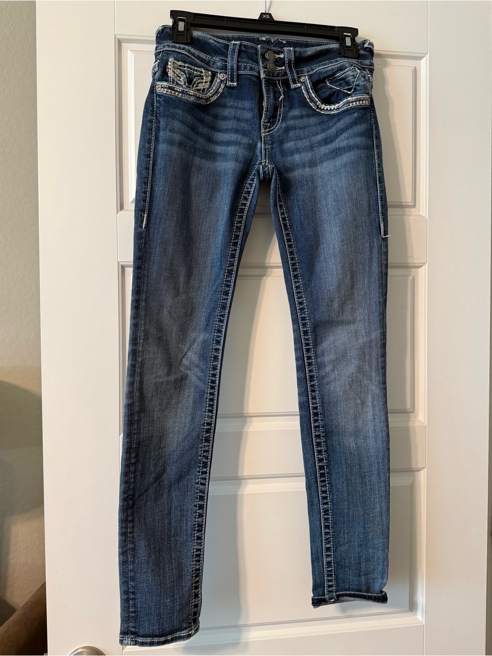 Vigoss Medium Blue Skinny Jeans with Embellished Pockets